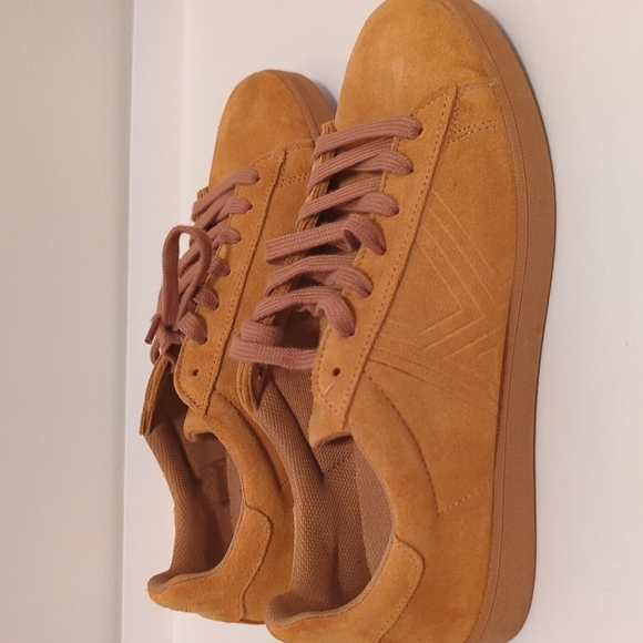 Kelara Shoes - Kelara Suede sneakers in golden ochre colour
